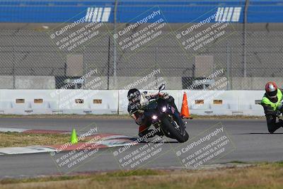 media/Nov-26-2022-Fastrack Riders (Sat) [[b001e85eef]]/Level 1/Session 3 Outside Turn 9/